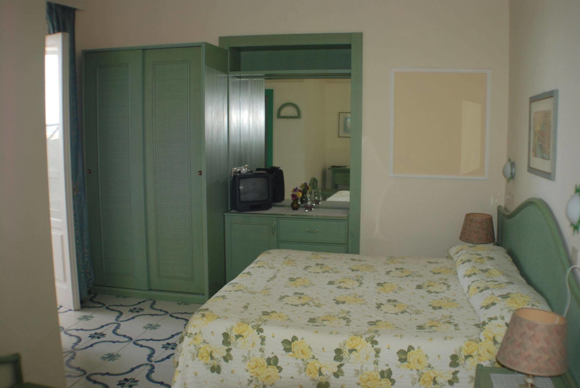 Hotel La Palma Sant'Angelo  Eksteriør bilde